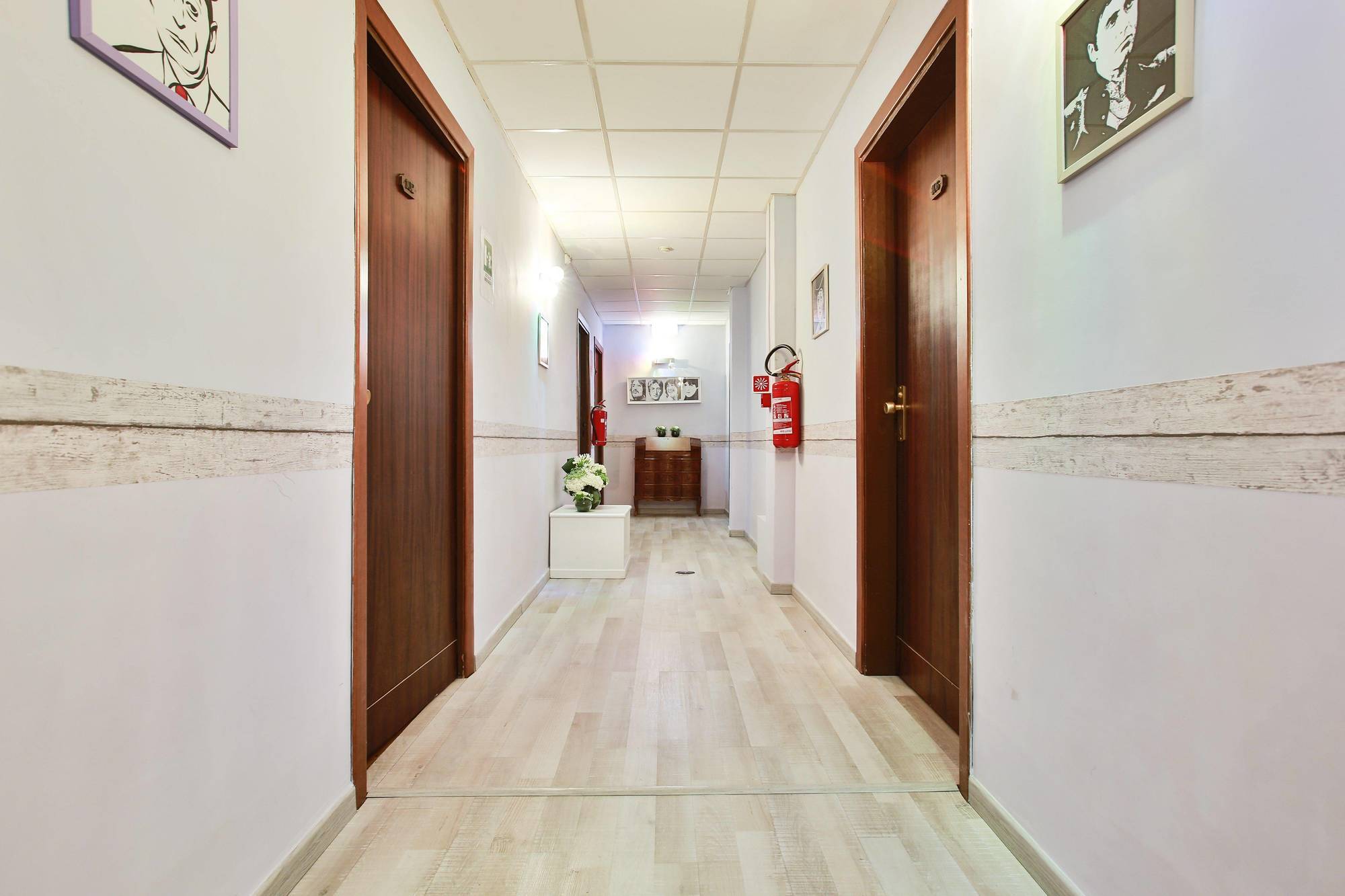 Hotel Trinita Dei Monti Рим Экстерьер фото